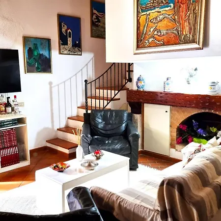Holiday home Cecilia Sul Fronte Mare